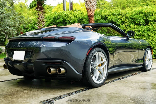 2026 Ferrari Roma Spider - Image 8 of 31