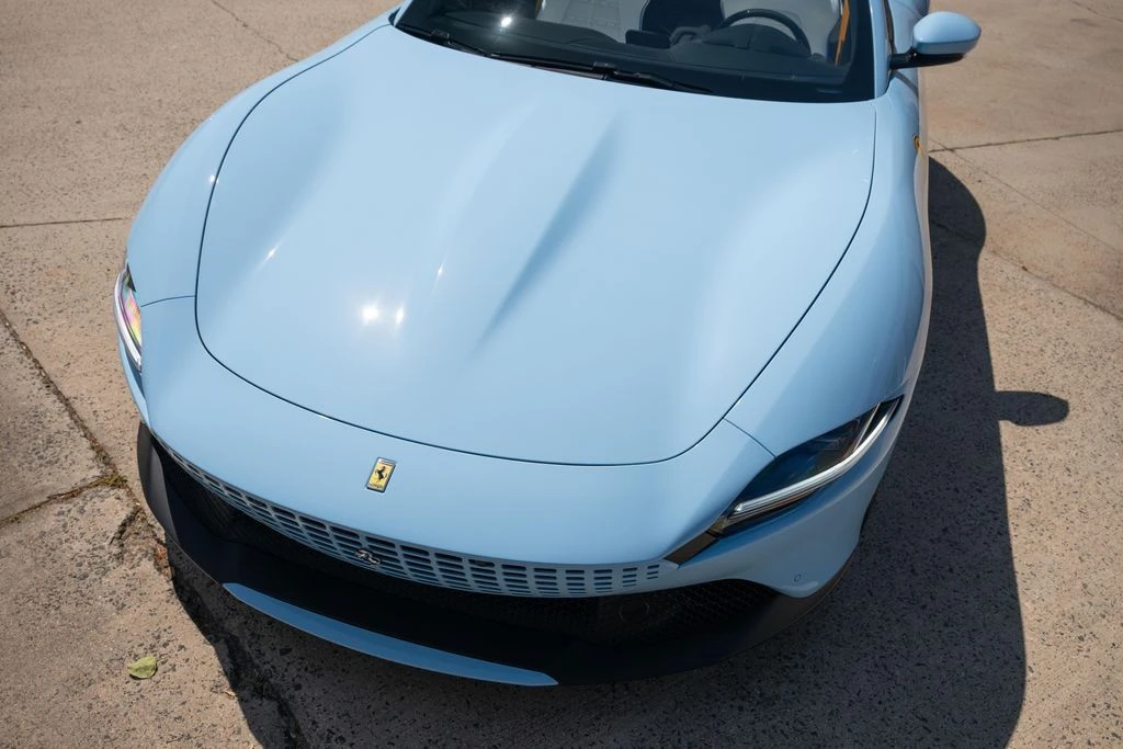 2026 Ferrari Roma Spider - Image 11 of 31