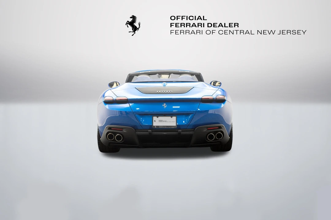 2026 Ferrari Roma Spider - Image 6 of 31