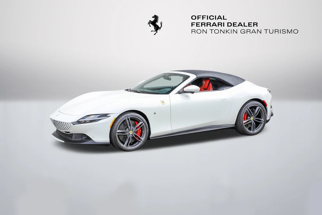 2026 Ferrari Roma Spider - Image 25 of 31