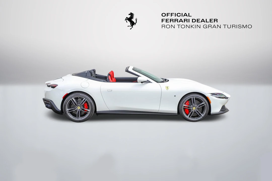 2026 Ferrari Roma Spider - Image 3 of 31