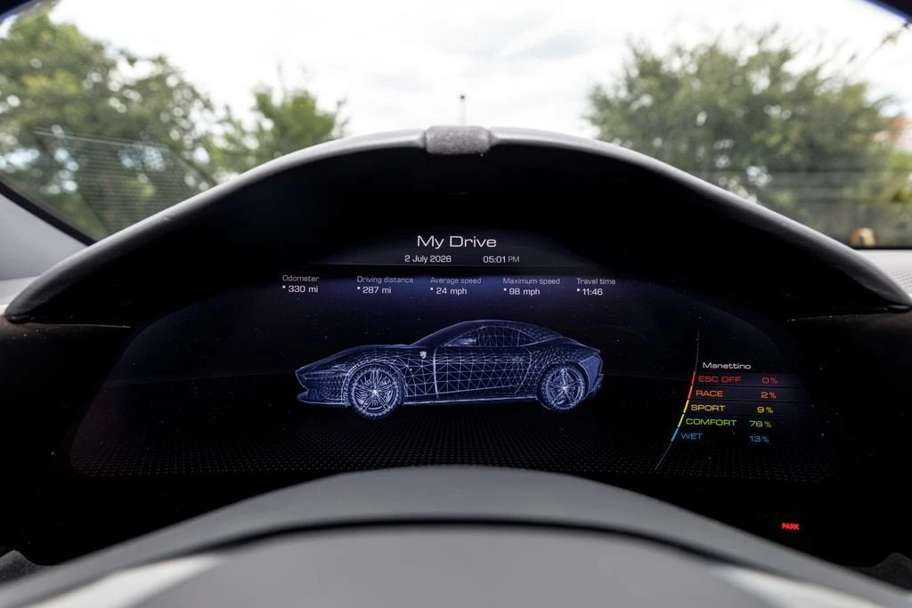 2026 Ferrari Roma Spider - Image 30 of 31