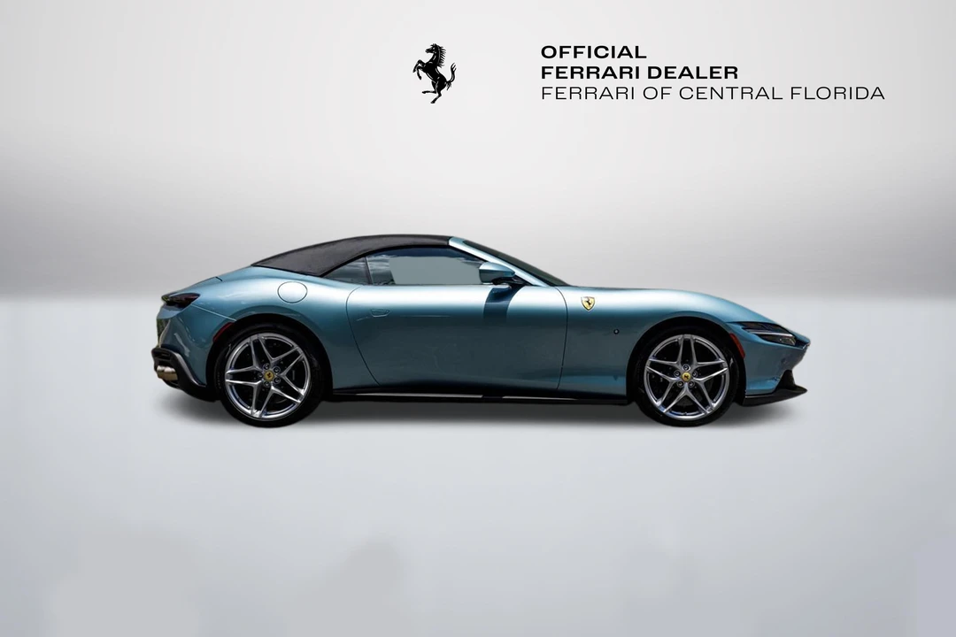 2026 Ferrari Roma Spider - Image 6 of 31