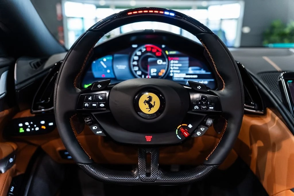 2026 Ferrari Roma Spider - Image 5 of 31