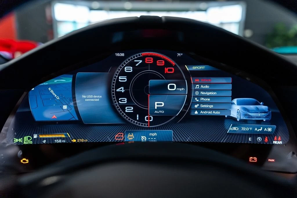 2026 Ferrari Roma Spider - Image 30 of 31