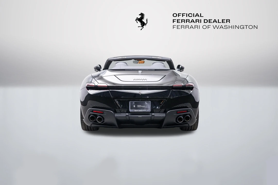 2026 Ferrari Roma Spider - Image 8 of 31
