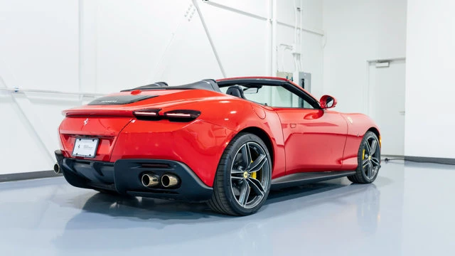 2026 Ferrari Roma Spider - Image 16 of 16