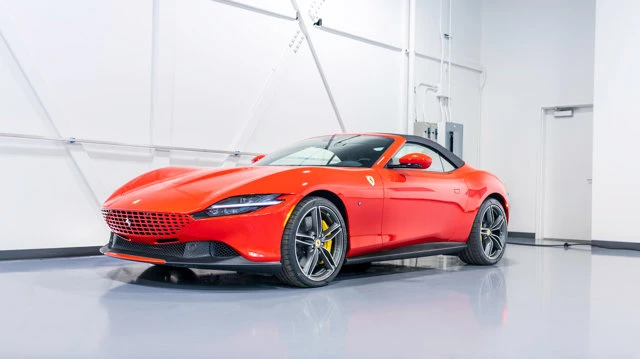 2026 Ferrari Roma Spider - Image 2 of 16