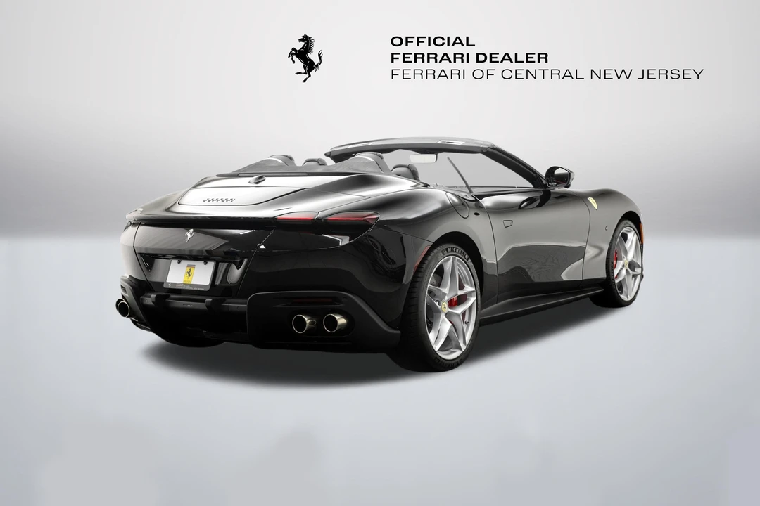2026 Ferrari Roma Spider - Image 6 of 31