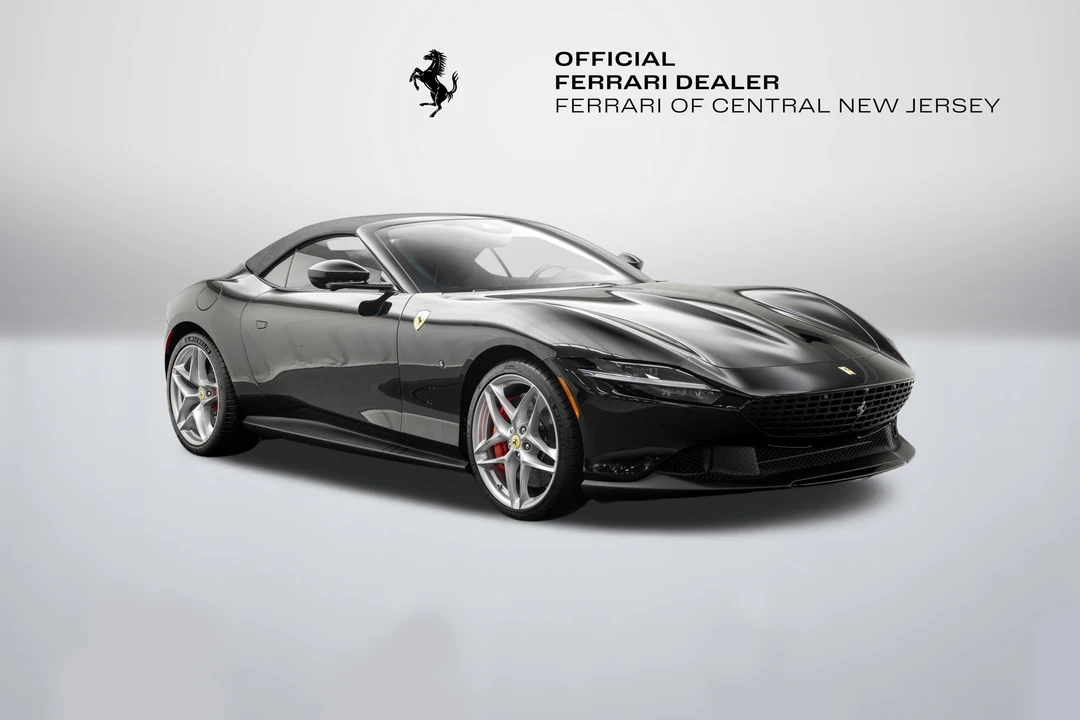 2026 Ferrari Roma Spider - Image 8 of 31