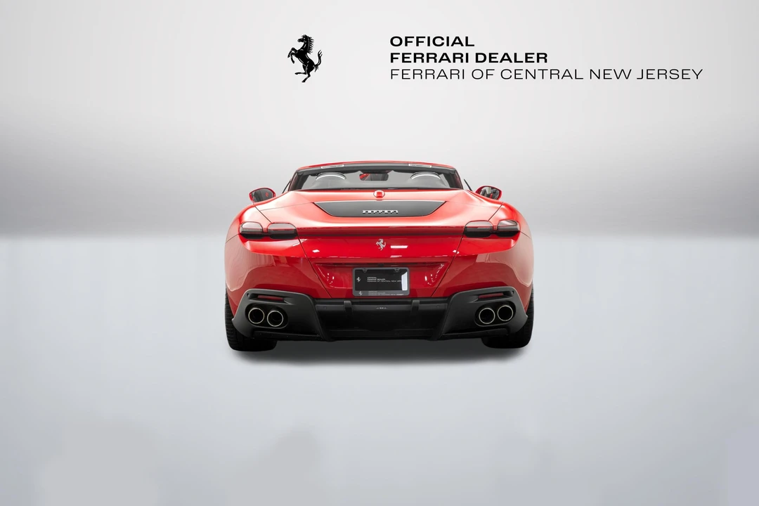 2026 Ferrari Roma Spider - Image 6 of 31