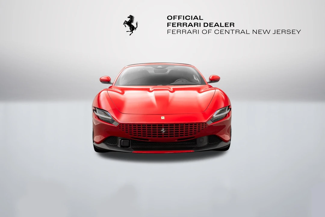 2026 Ferrari Roma Spider - Image 10 of 31