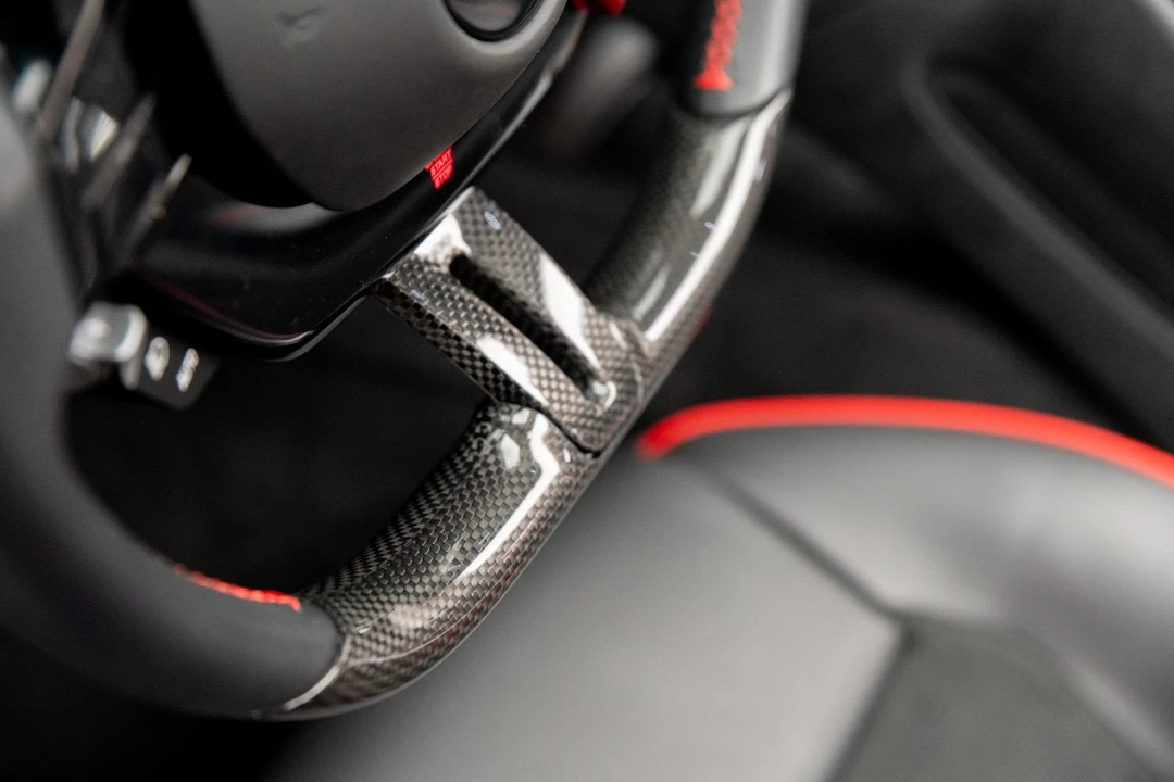 2026 Ferrari Roma Spider - Image 30 of 31