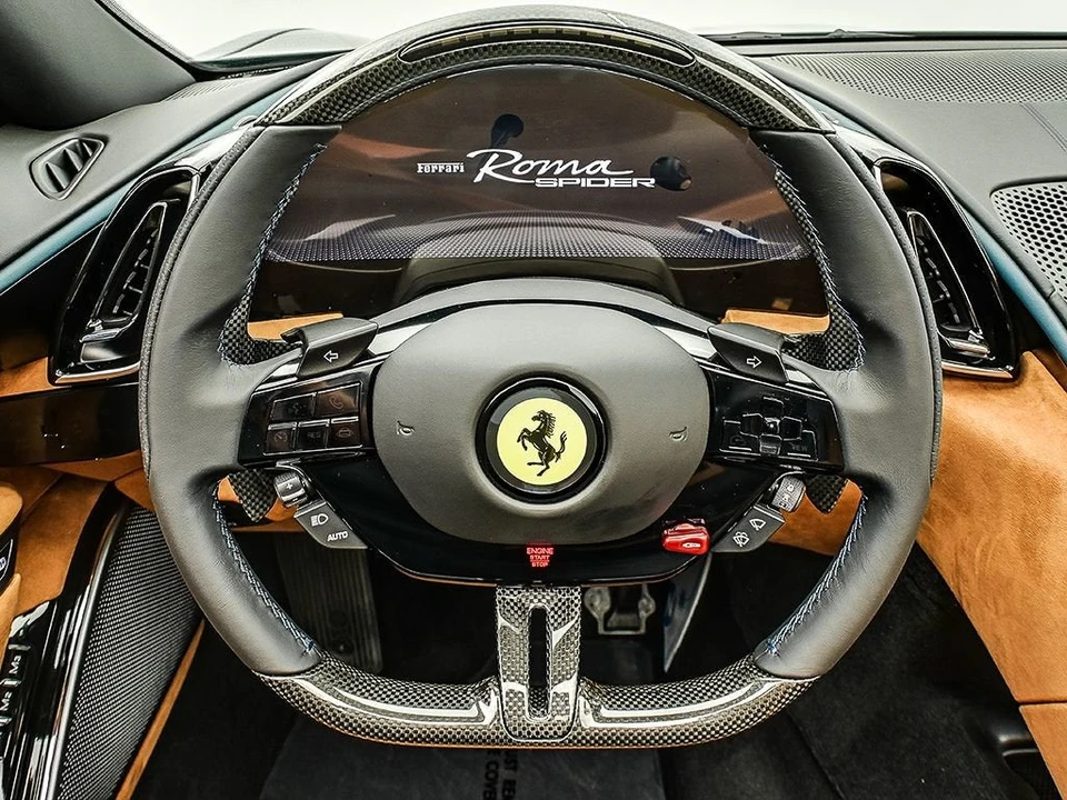 2026 Ferrari Roma Spider - Image 11 of 31