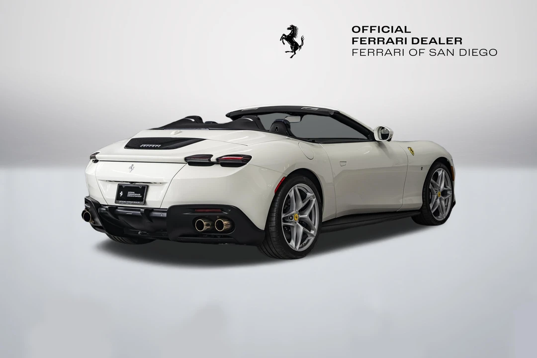 2026 Ferrari Roma Spider - Image 5 of 31