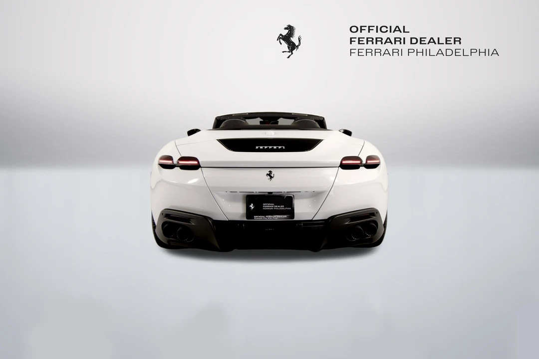 2026 Ferrari Roma Spider - Image 7 of 31