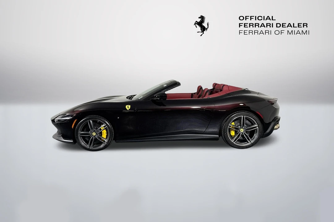 2026 Ferrari Roma Spider - Image 7 of 27