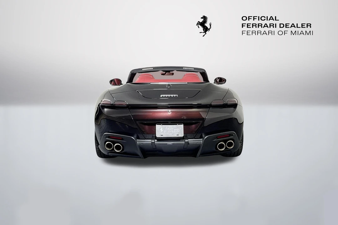 2026 Ferrari Roma Spider - Image 8 of 27