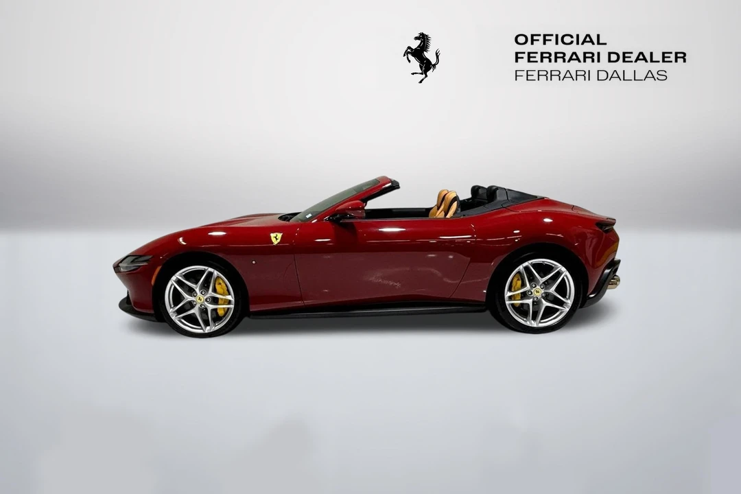 2026 Ferrari Roma Spider - Image 8 of 31