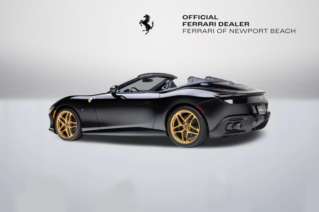2026 Ferrari Roma Spider - Image 4 of 31