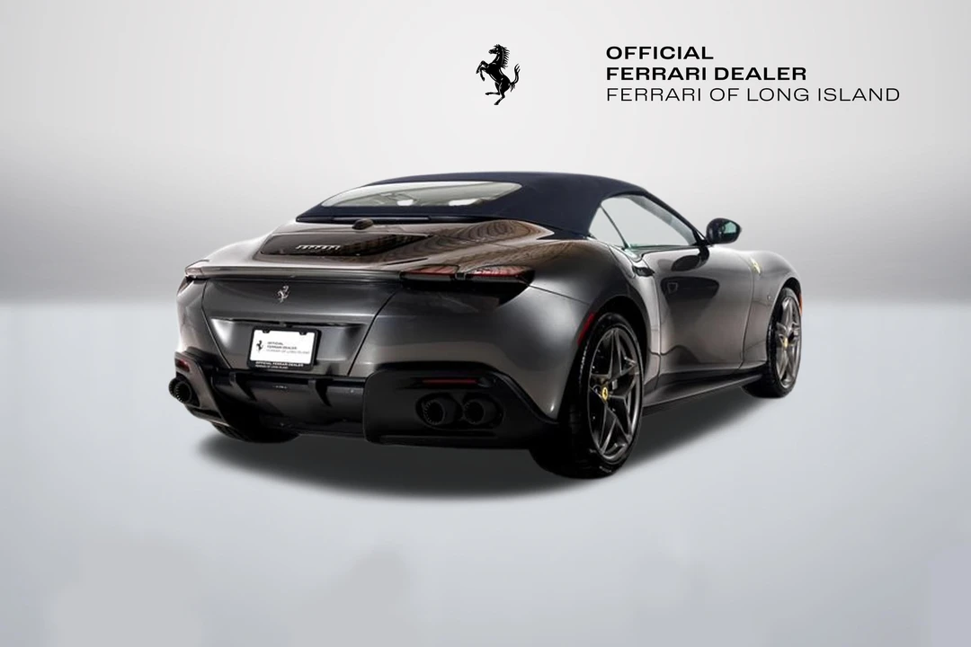 2026 Ferrari Roma Spider - Image 10 of 31