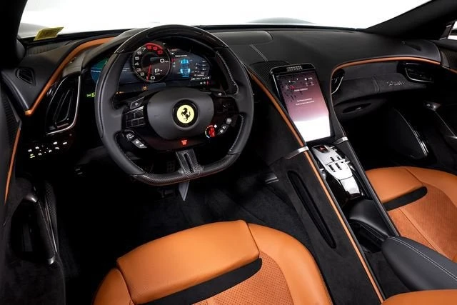 2026 Ferrari Roma Spider - Image 5 of 31