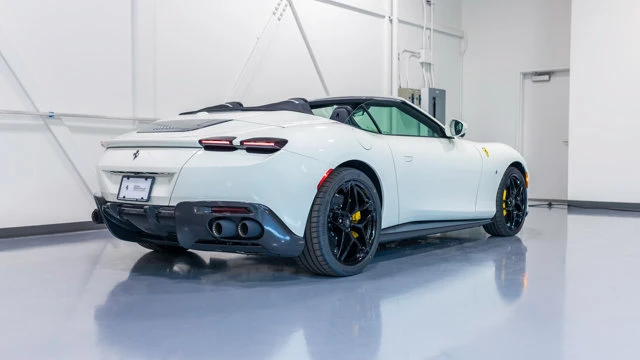 2026 Ferrari Roma Spider - Image 16 of 16