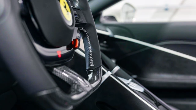 2026 Ferrari Roma Spider - Image 6 of 16