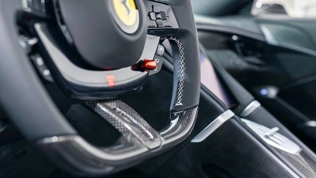 2026 Ferrari Roma Spider - Image 6 of 16