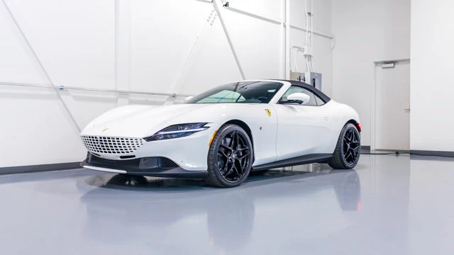 2026 Ferrari Roma Spider - Image 2 of 16
