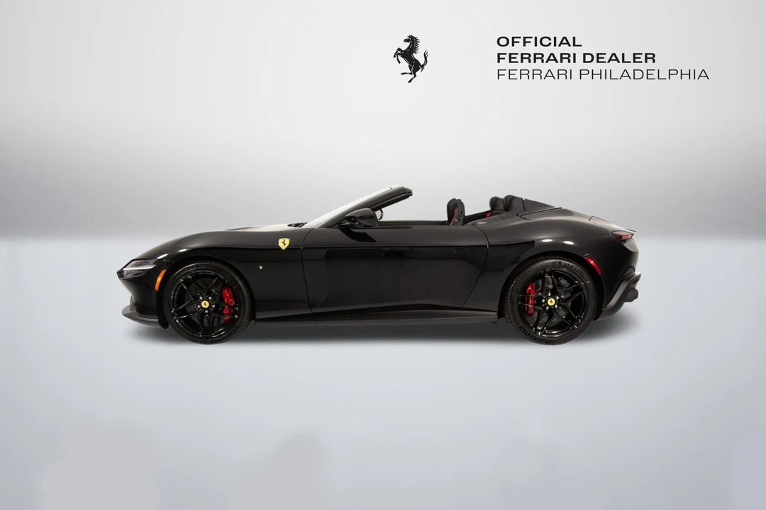 2026 Ferrari Roma Spider - Image 5 of 31