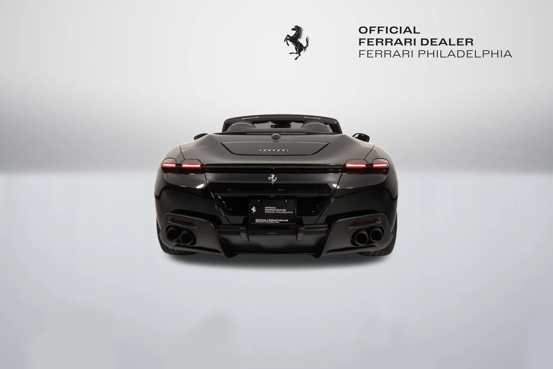 2026 Ferrari Roma Spider - Image 7 of 31