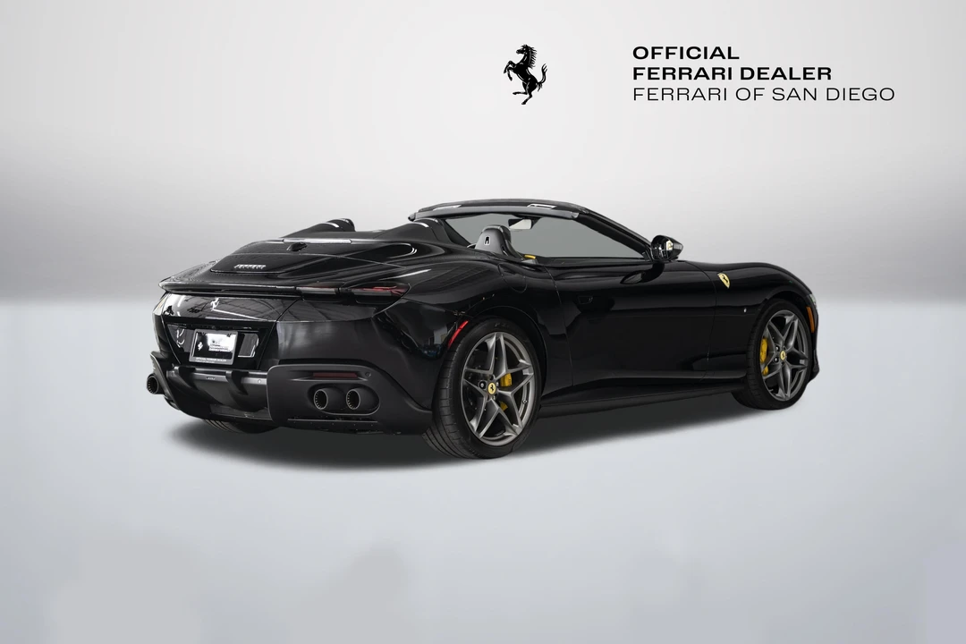 2026 Ferrari Roma Spider - Image 5 of 31
