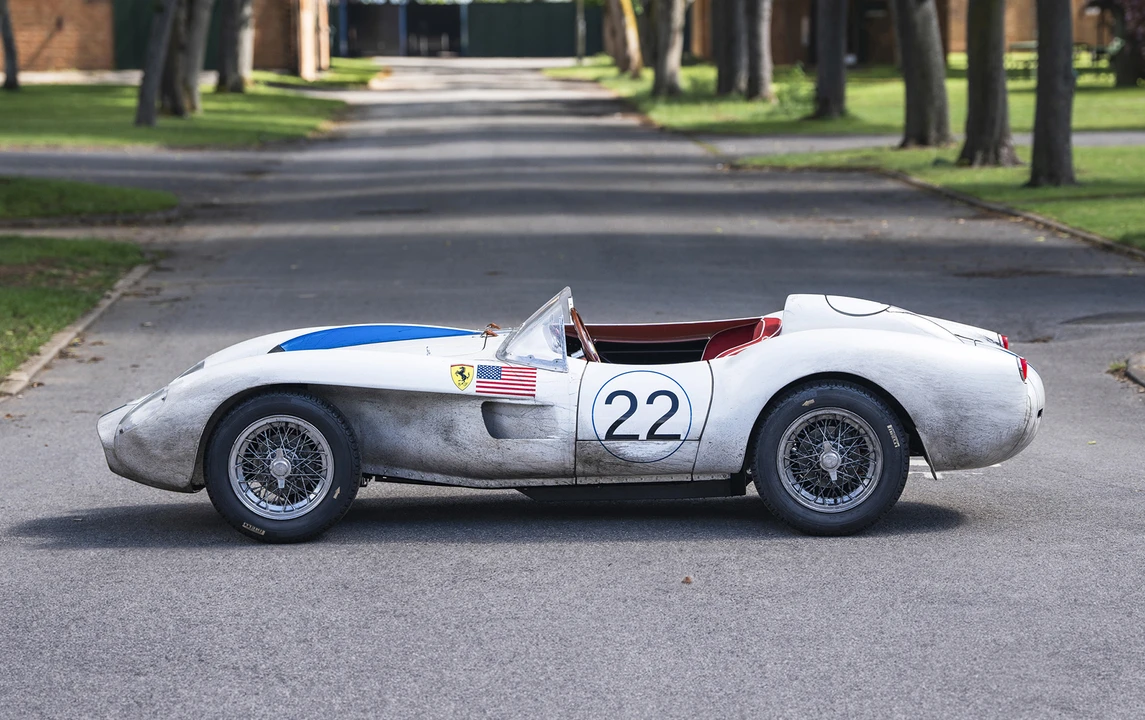 2026 Ferrari Testarossa - Image 6 of 8