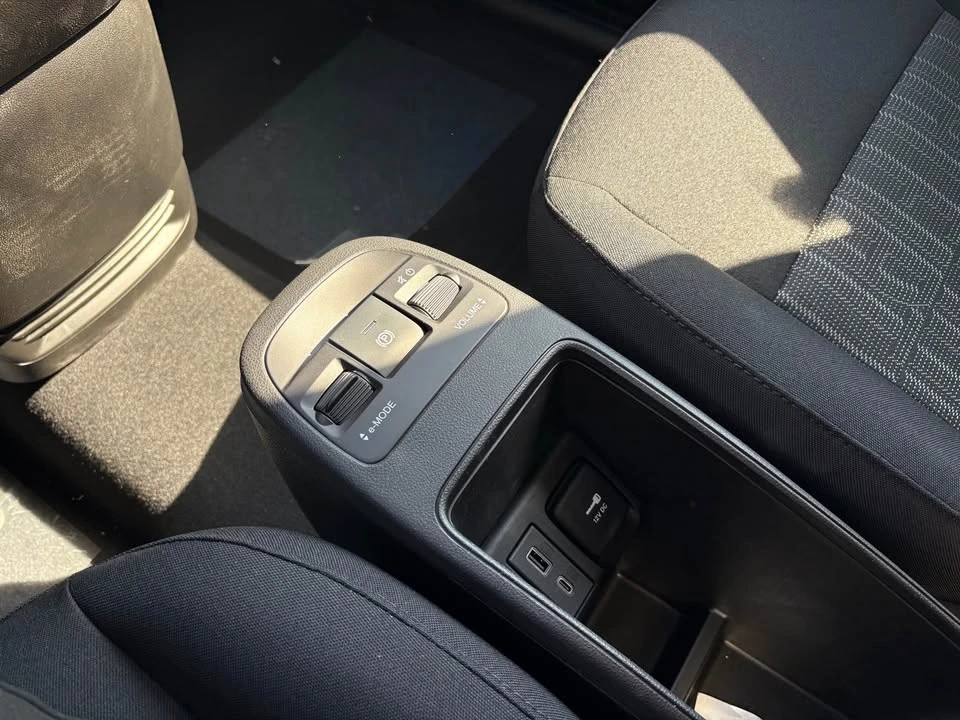 2026 Fiat 500e - Image 13 of 14