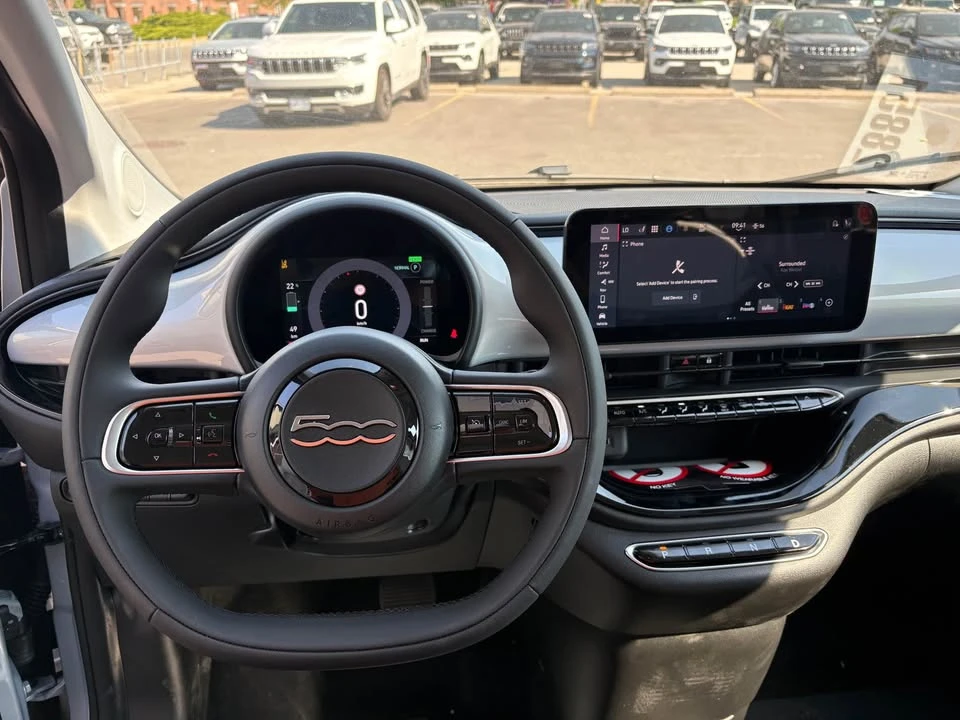 2026 Fiat 500e - Image 8 of 14