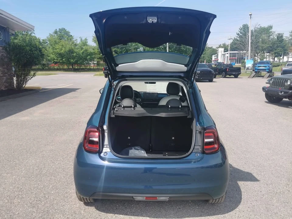 2026 Fiat 500e - Image 8 of 20