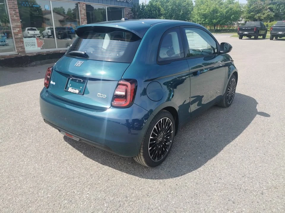 2026 Fiat 500e - Image 6 of 20