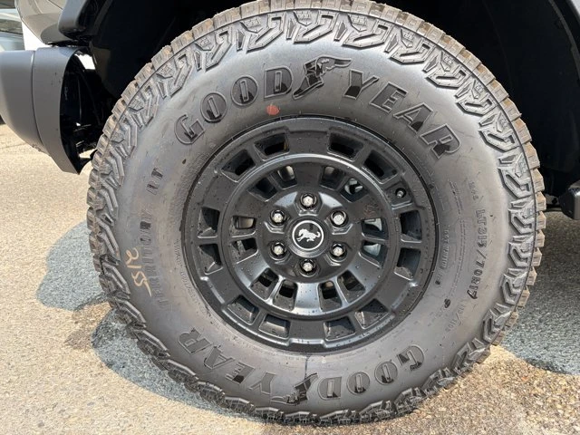 2026 Ford Bronco 6th Gen - Image 8 of 18