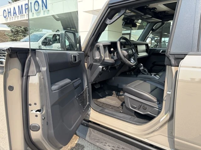 2026 Ford Bronco 6th Gen - Image 9 of 18