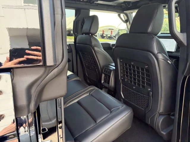 2026 Ford Bronco 6th Gen - Image 17 of 20