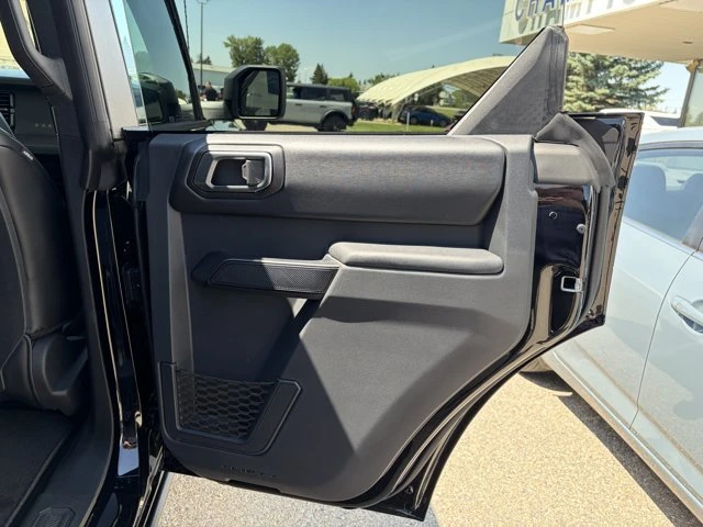 2026 Ford Bronco 6th Gen - Image 16 of 20