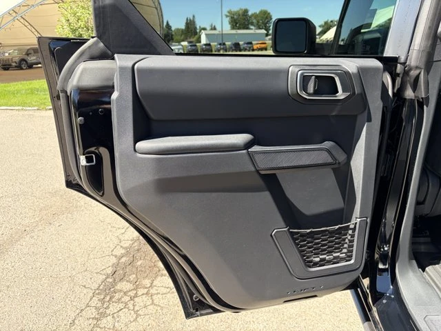 2026 Ford Bronco 6th Gen - Image 11 of 18