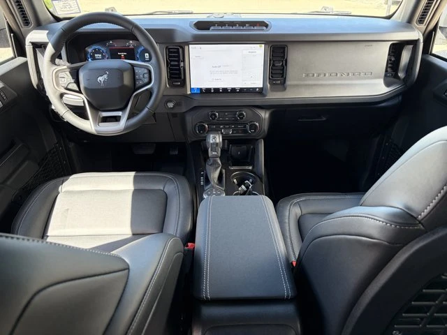 2026 Ford Bronco 6th Gen - Image 16 of 18