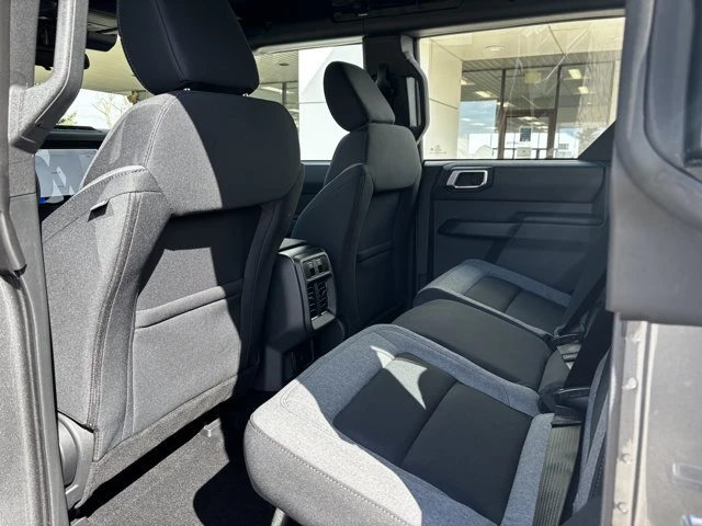 2026 Ford Bronco 6th Gen - Image 11 of 20