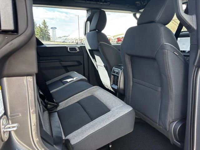 2026 Ford Bronco 6th Gen - Image 15 of 20