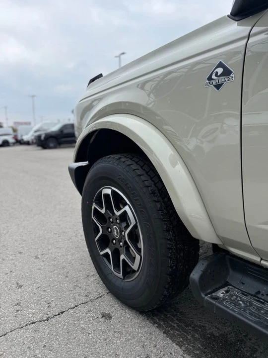 2026 Ford Bronco 6th Gen - Image 7 of 11