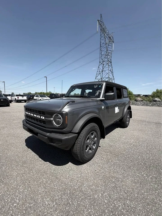 2026 Ford Bronco 6th Gen - Image 10 of 19