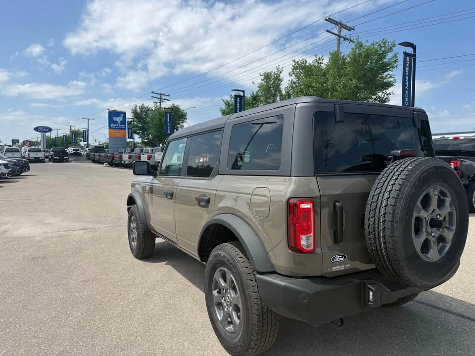 2026 Ford Bronco 6th Gen - Image 4 of 12