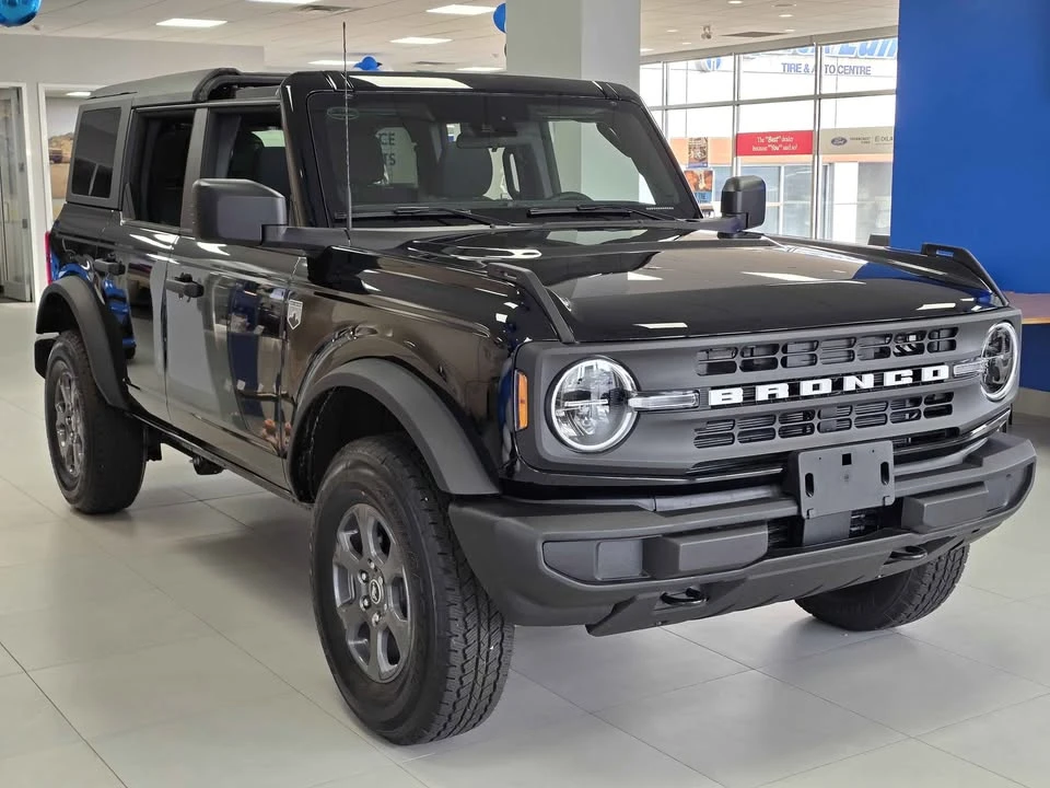 2026 Ford Bronco 6th Gen - Image 2 of 14